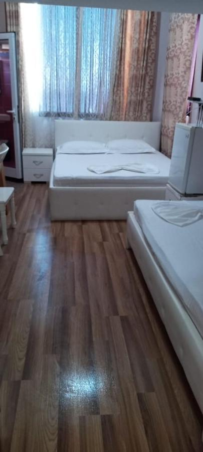 British Hotel Himare Luaran gambar