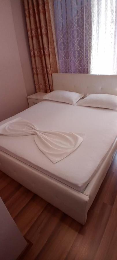 British Hotel Himare Luaran gambar